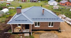 Одноэтажный дом из газобетонных  блока площадью 110 м2 — Фото №1