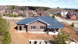 Одноэтажный дом из газобетонных блоков площадью 180 м2 — Фото №3