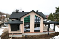 Двухэтажный дом из газобетонного блока площадью 198 м2 — Фото №1